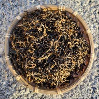 Красный чай Дянь Хун Мао Фэн «Ворсистые пики с запада Юньнани»