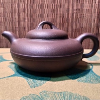 Исинский чайник Сянь Юань "Линия по кругу" 180мл.