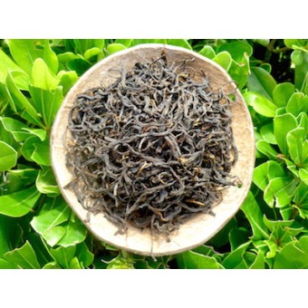 Тайваньский красный чай Жиюэтань Хунча «Чай с озера Солнца и Луны»