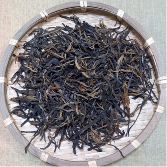 Купить Красный чай Дяньхун Синсян Чжень «Юньнаньские иглы с абрикосовым ароматом»
