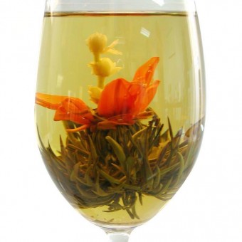 Купить Связанный зелёный чай Шэньци Хуа Гун И Люй Ча «Волшебный цветок» 