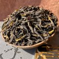 Купить Гуандунский улун Фэнхуан Даньцун Я Ши Сян Сюэ Пянь «Одиночные кусты с Гор Феникса. Аромат утиного помёта. Зимний лист»