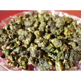 Улунский чай Алишань Цзинь Сюань «Золотой цветок с гор Али»