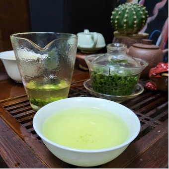 Зелёный чай Гёкуро «Нефритовая роса» Сидзуока, Япония